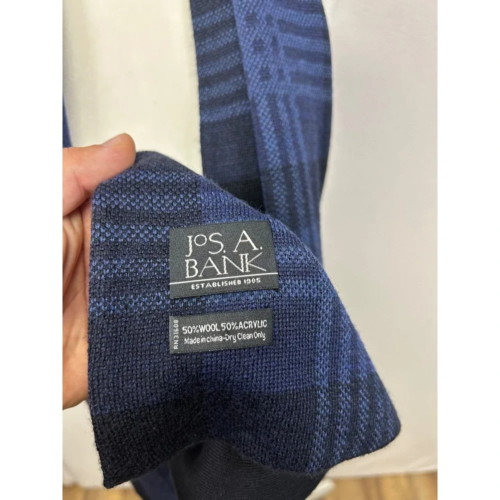 Classic Preppy Jos. A. Bank Mens OS Navy Blue Plaid Reversible Wool Blend Scarf